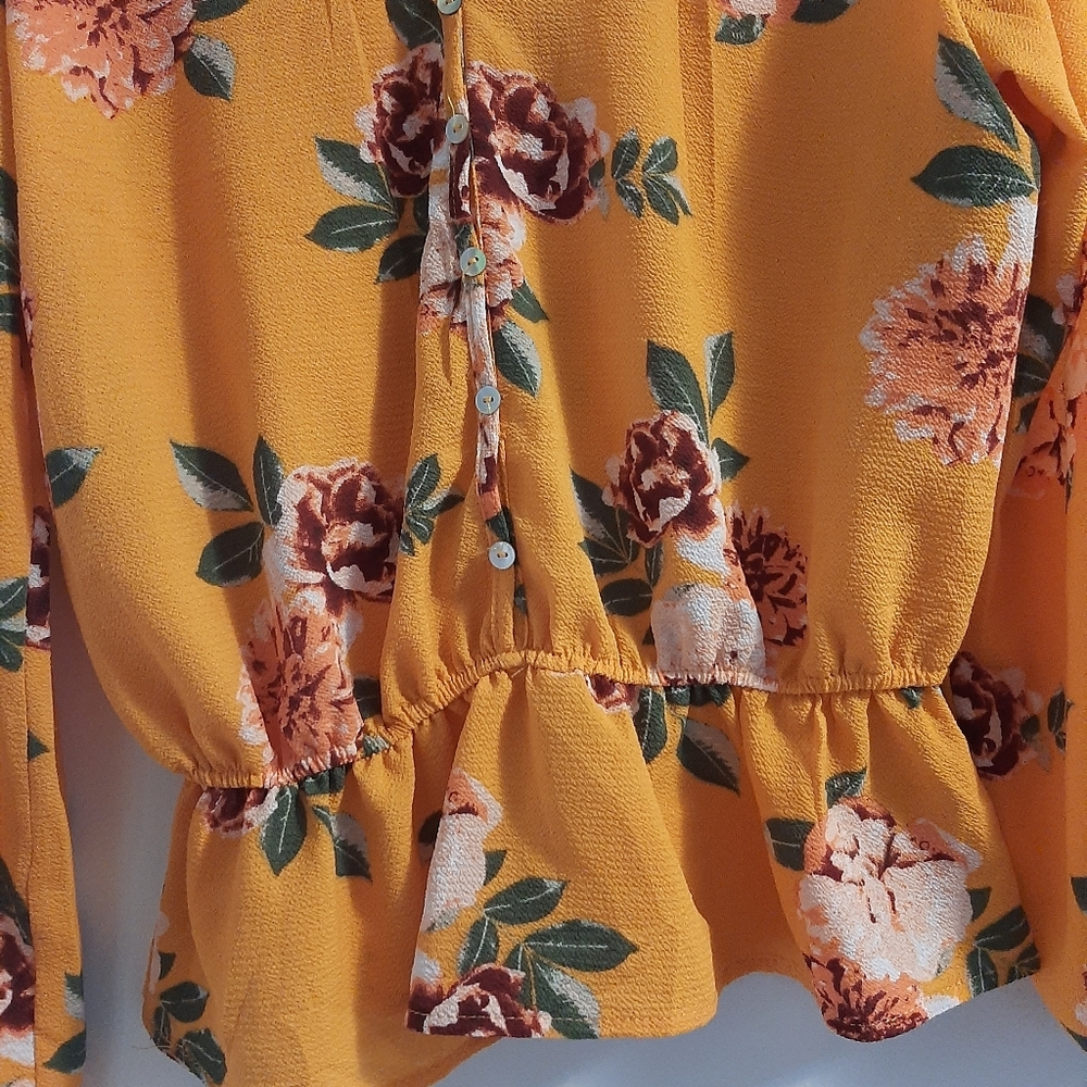 Blouse - Picture 5 of 6